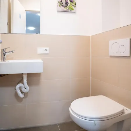 Kuku Ruku Monteurzimmer Aalen 21 알렌