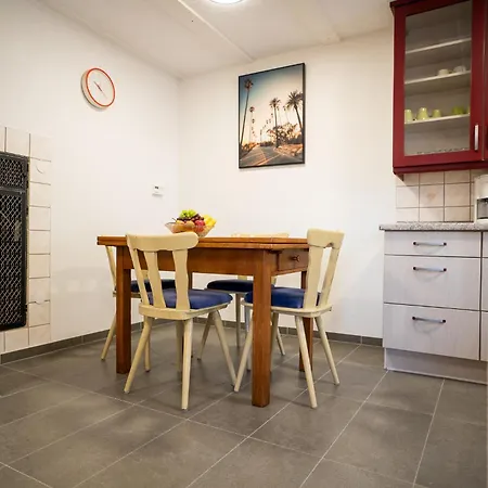 홈스테이 Kuku Ruku Monteurzimmer Aalen 21 알렌